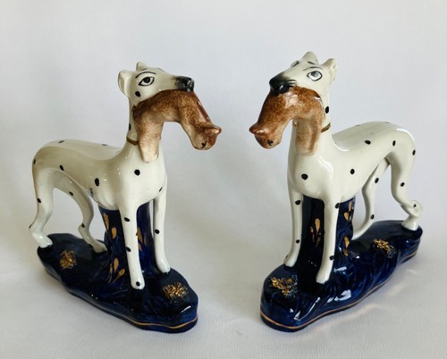 Pair staffordshire style - pair,
