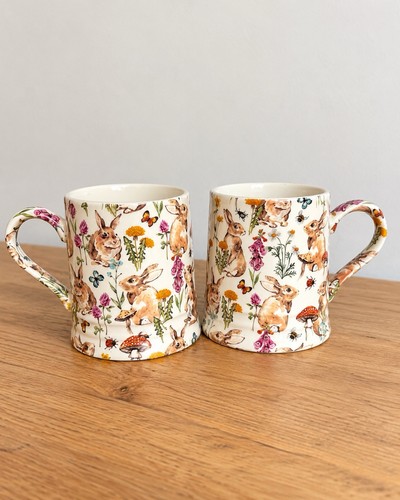 Heron cross pottery - heron, rabbit