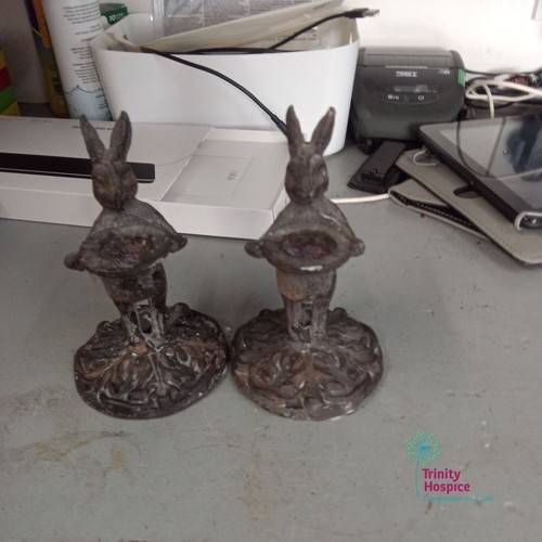Cast iron rabbit figurine - rabbit,