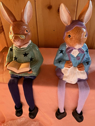 Vintage shelf ceramic rabbit - shelf,