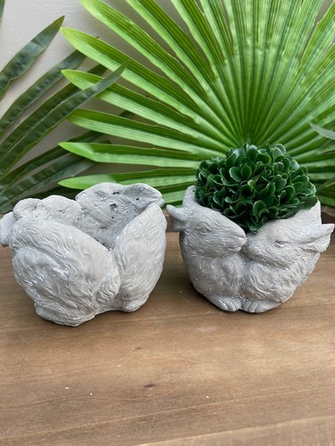 Pair cement rustic stone - pair,