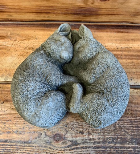 Stone garden pair - pair, loving